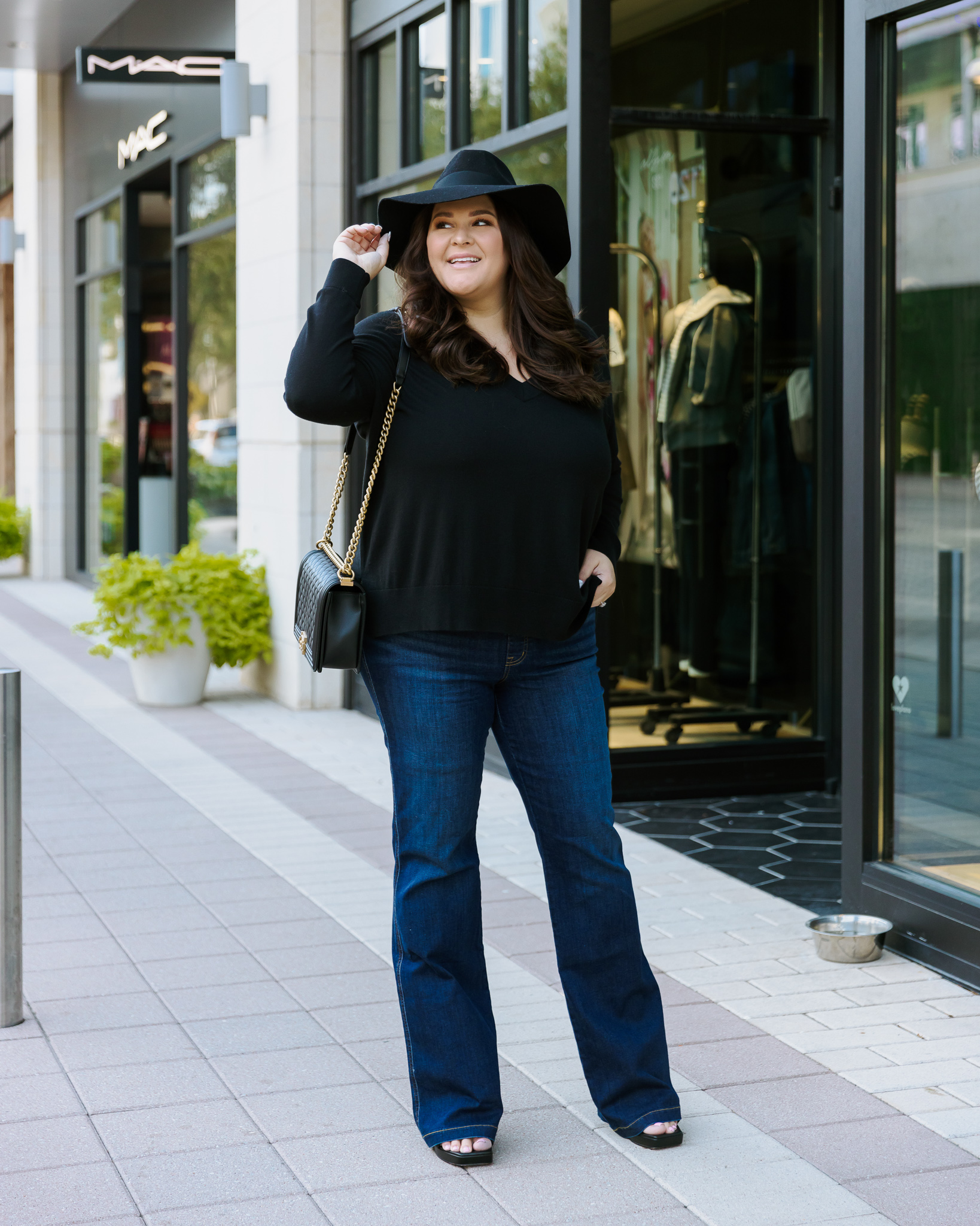 Plus Size Super Flared Jeans  Super flare jeans, Plus size outfits, Flare  jeans outfit plus size